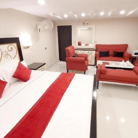 Hotel Mairona Gulberg 拉合尔 外观 照片