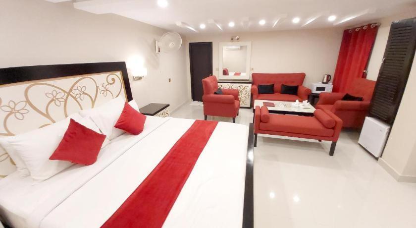 Hotel Mairona Gulberg 拉合尔 外观 照片